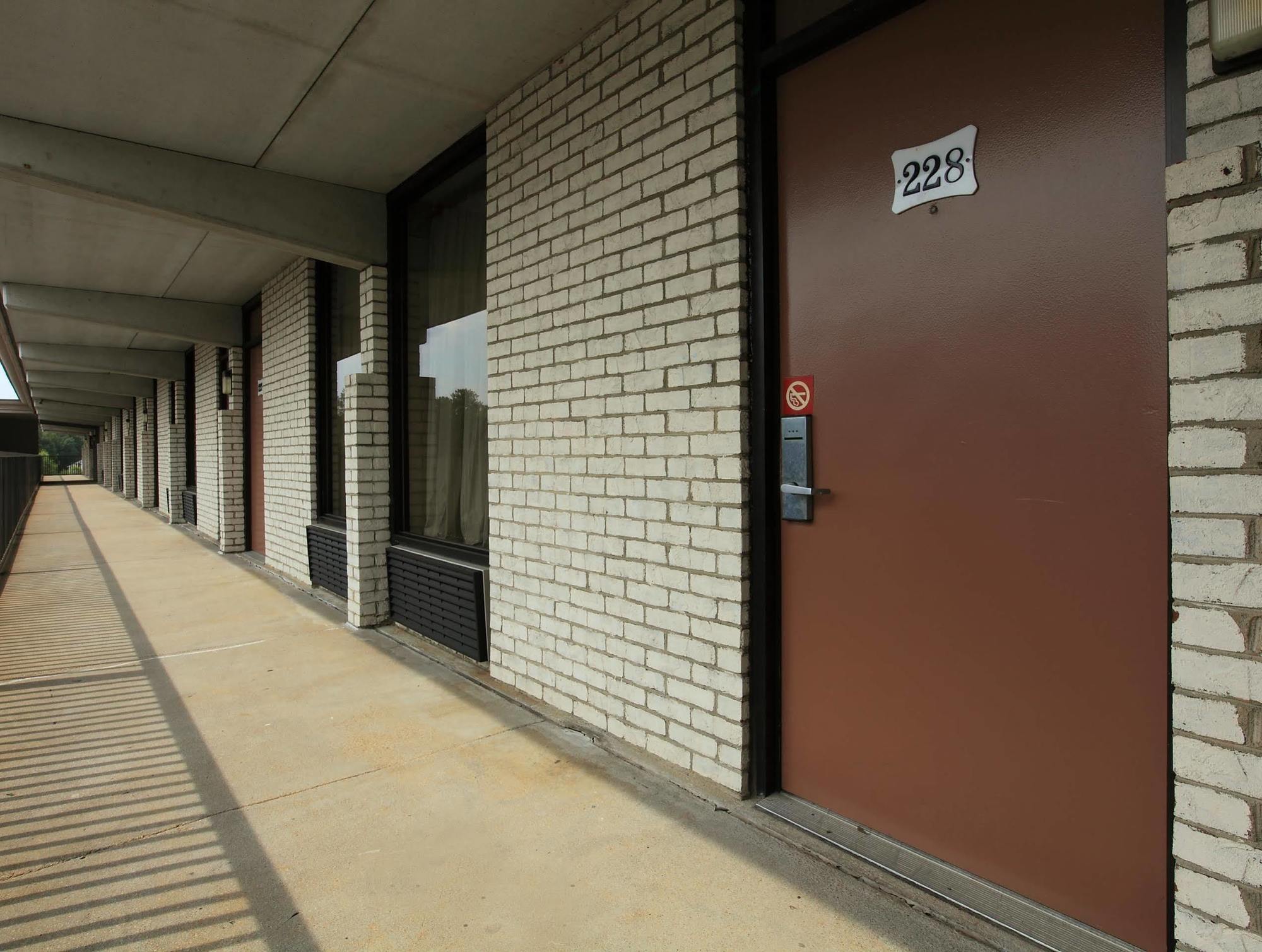 Americas Best Value Inn North Capital Raleigh Eksteriør billede